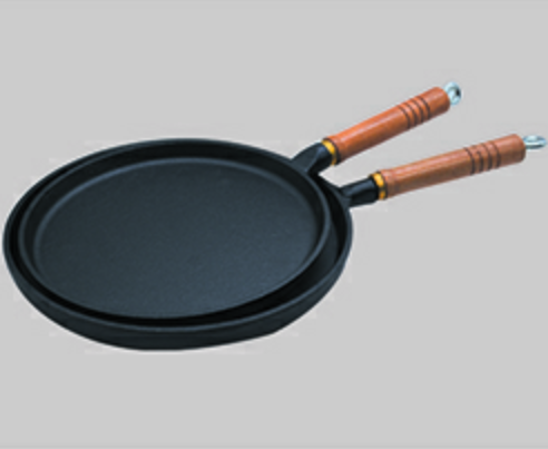 Oil pre-seasoned casting iron frying pan     