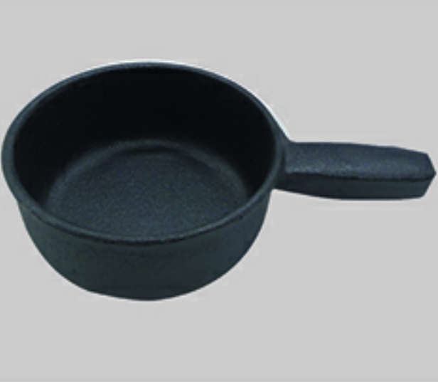Oil pre-seasoned casting iron frying pan