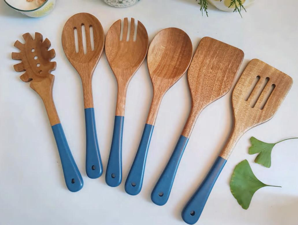 Wood kitchen utensils  