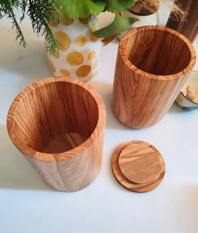 Utensils holder 
