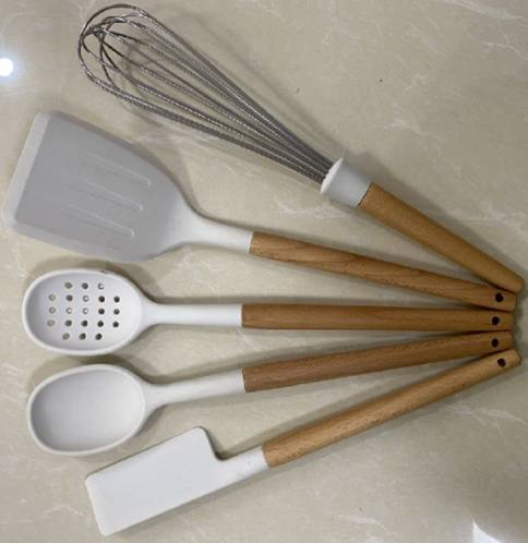 Silicone kitchen utensils