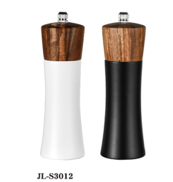 Pepper mill 