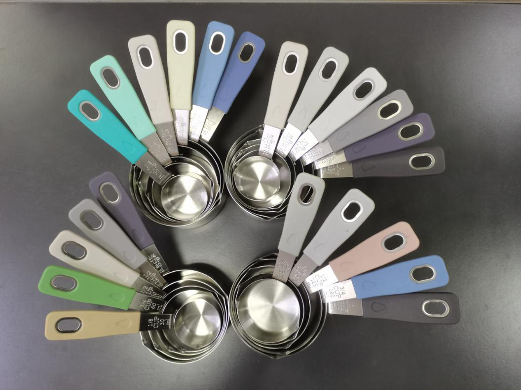 Measurement cups & spoons