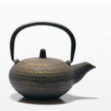 Casting iron tea pot