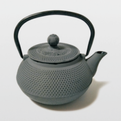 Casting iron tea pot