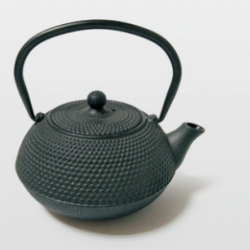 Casting iron tea pot